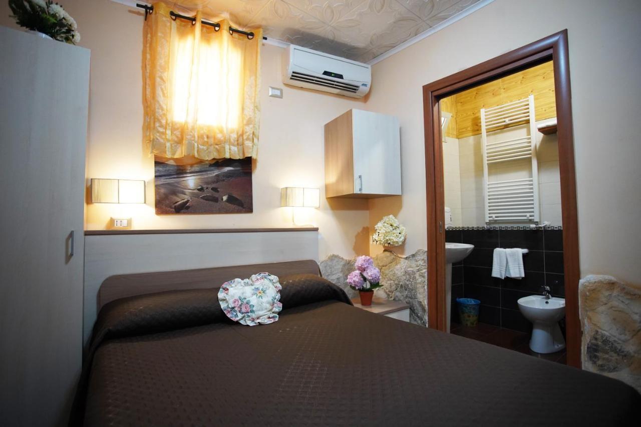 Golden Dreams B&B Реджо-ди-Калабрия Экстерьер фото
