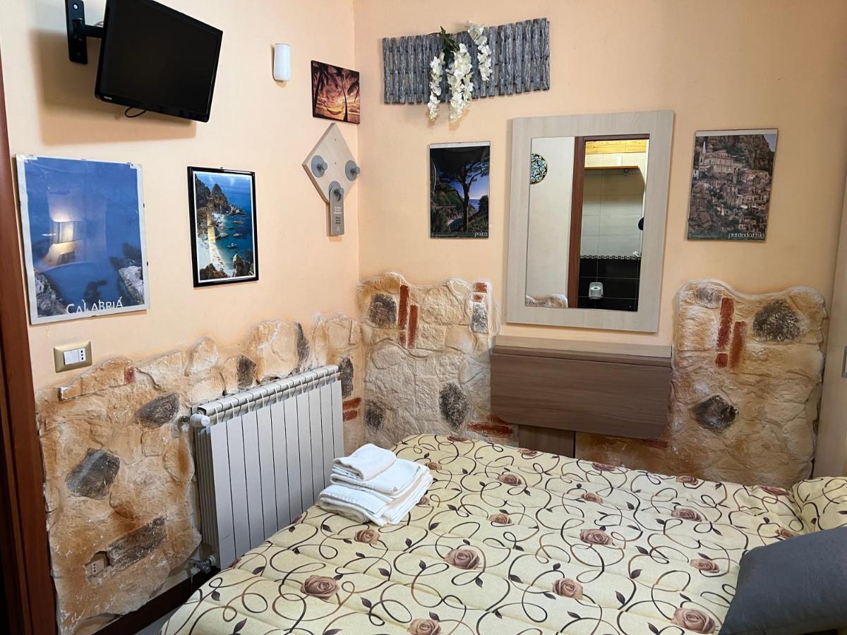 Golden Dreams B&B Реджо-ди-Калабрия Экстерьер фото